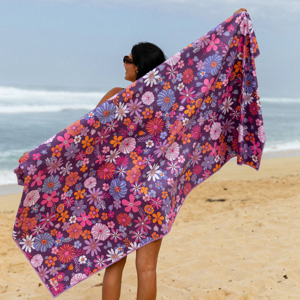 Sustainable and Sand Free Towel Tall
